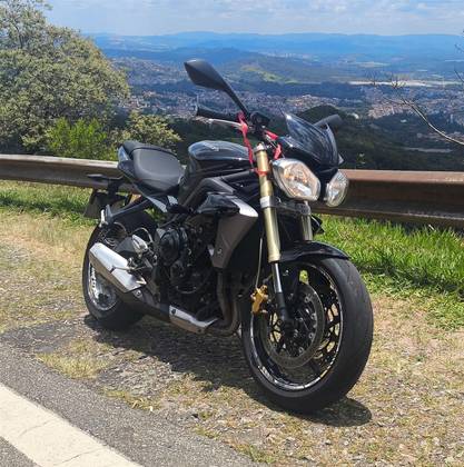 TRIUMPH STREET TRIPLE 675 ABS TRIUMPH STREET TRIPLE 675 ABS